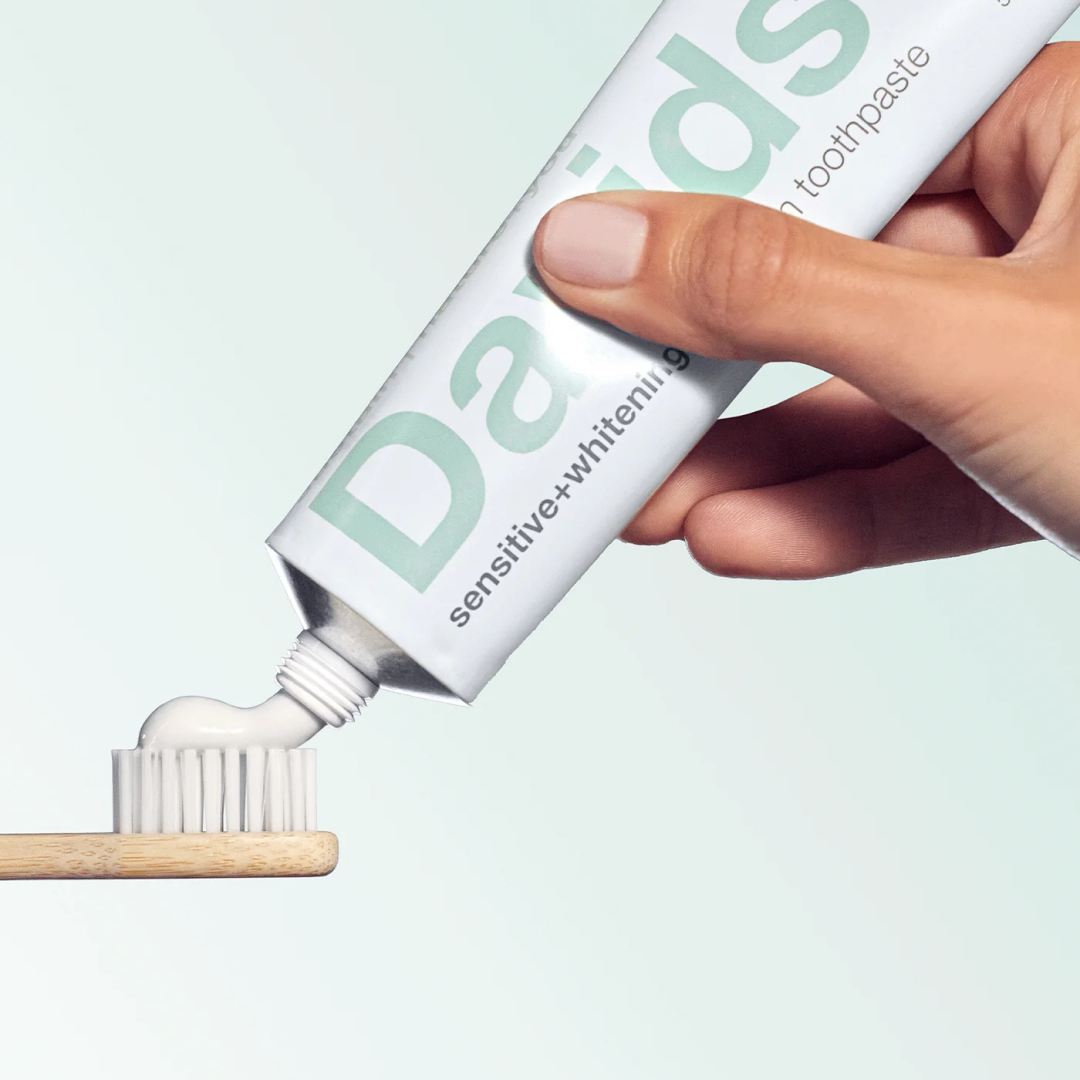 Davids Natural Toothpaste - Sensitive & Whitening